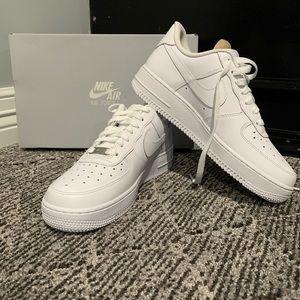 New Nike Air Force 1